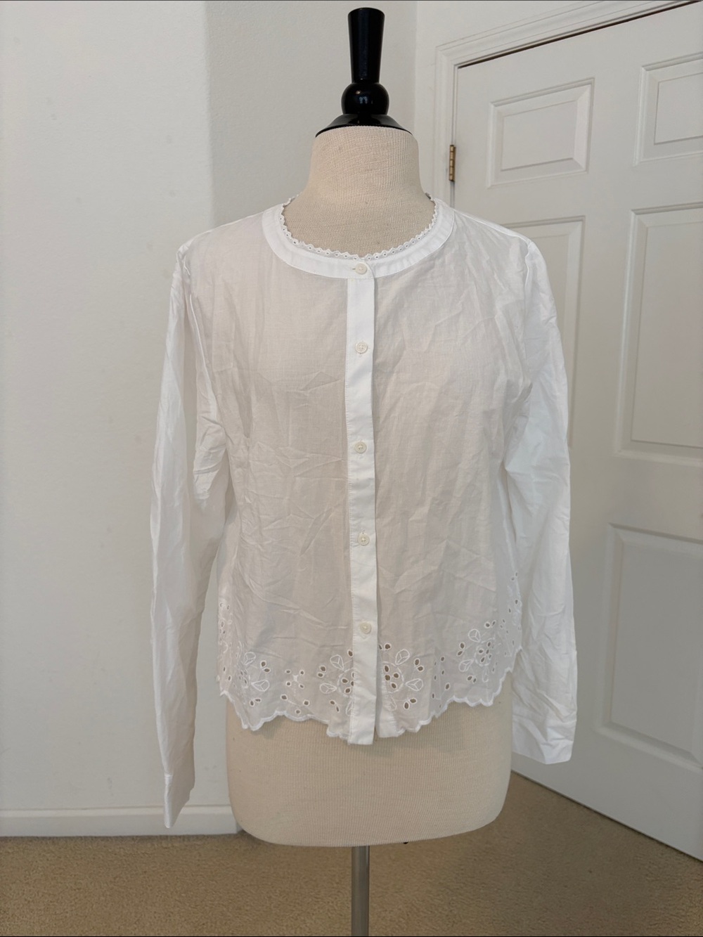 Lucky Brand White Eyelet Button-Front Long Sleeve Top